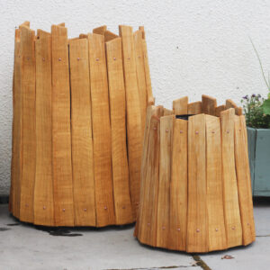 Cleft Oak Planter (Small) - Image 4